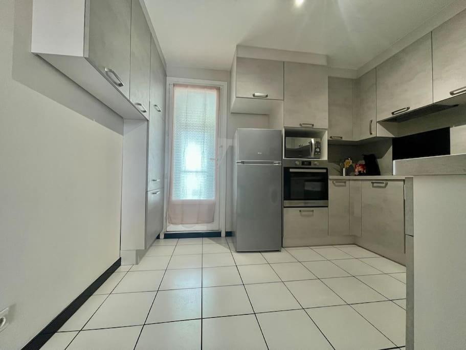 Duplex 70M2 - Vue Cite Medievale - Parking Gratuit 卡尔卡松 外观 照片
