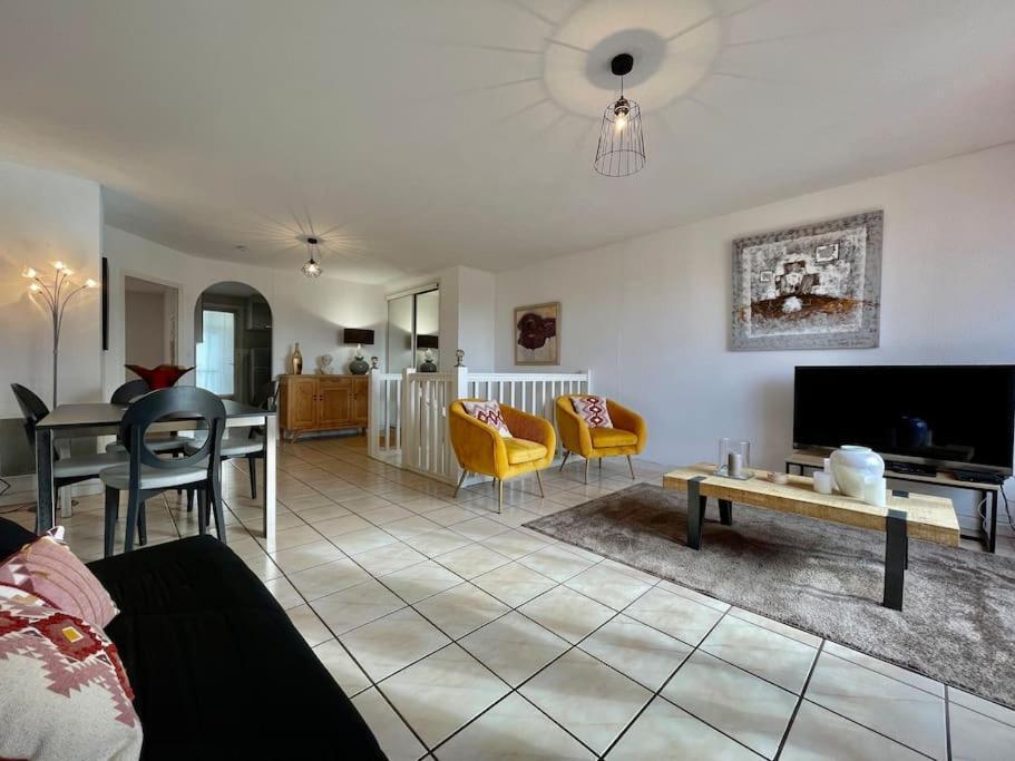Duplex 70M2 - Vue Cite Medievale - Parking Gratuit 卡尔卡松 外观 照片
