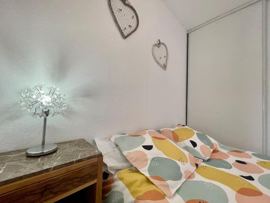 Duplex 70M2 - Vue Cite Medievale - Parking Gratuit 卡尔卡松 外观 照片